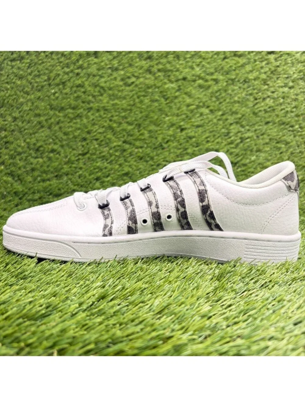 K-Swiss Court Pro II Leopard Womens Size 9.5 White Black Athletic Shoes Sneakers